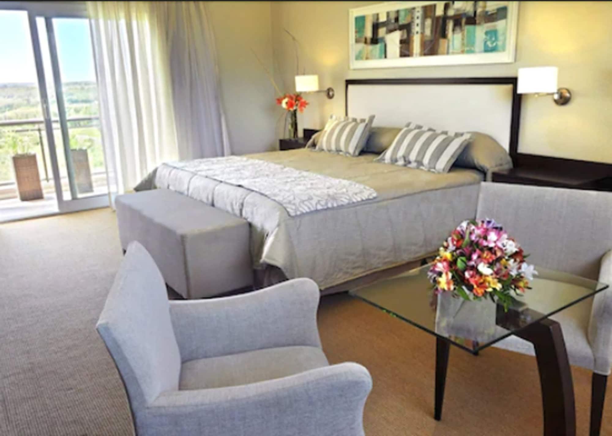 ฮาวเวิร์ด จอห์นสัน เปียดราส โมราส Hotel อัลมาฟูแอร์เต ภายนอก รูปภาพ